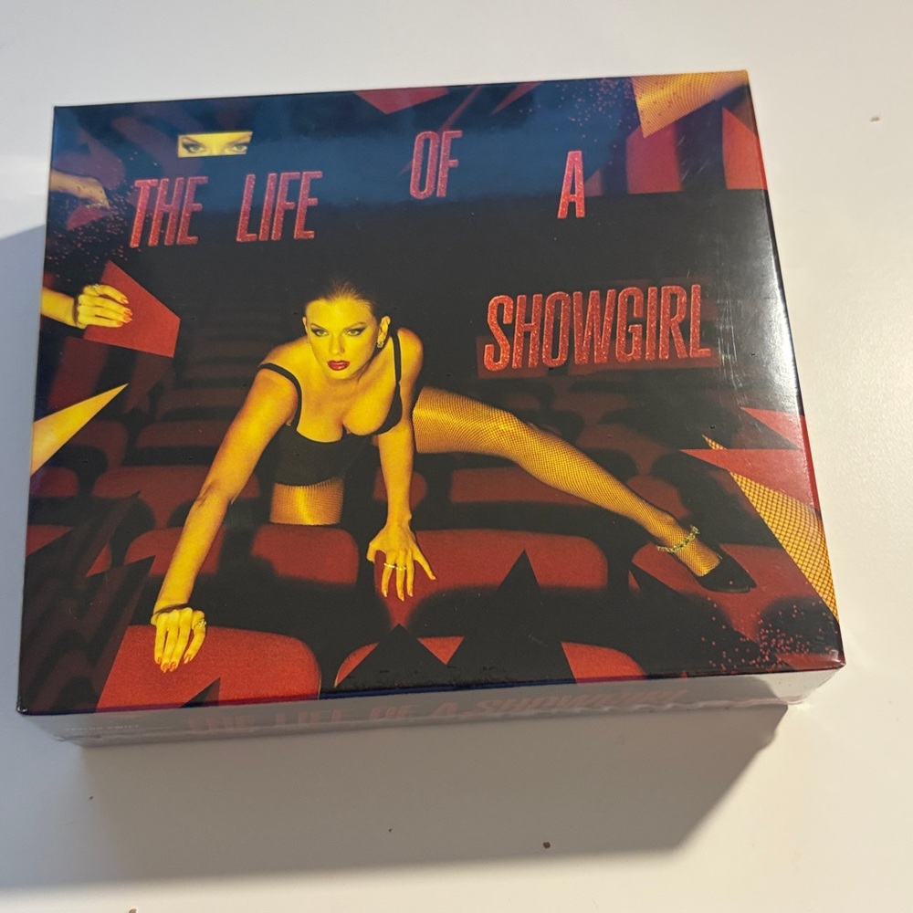 The Life of a Showgirl Deluxe CD Box Set - It's Frightening